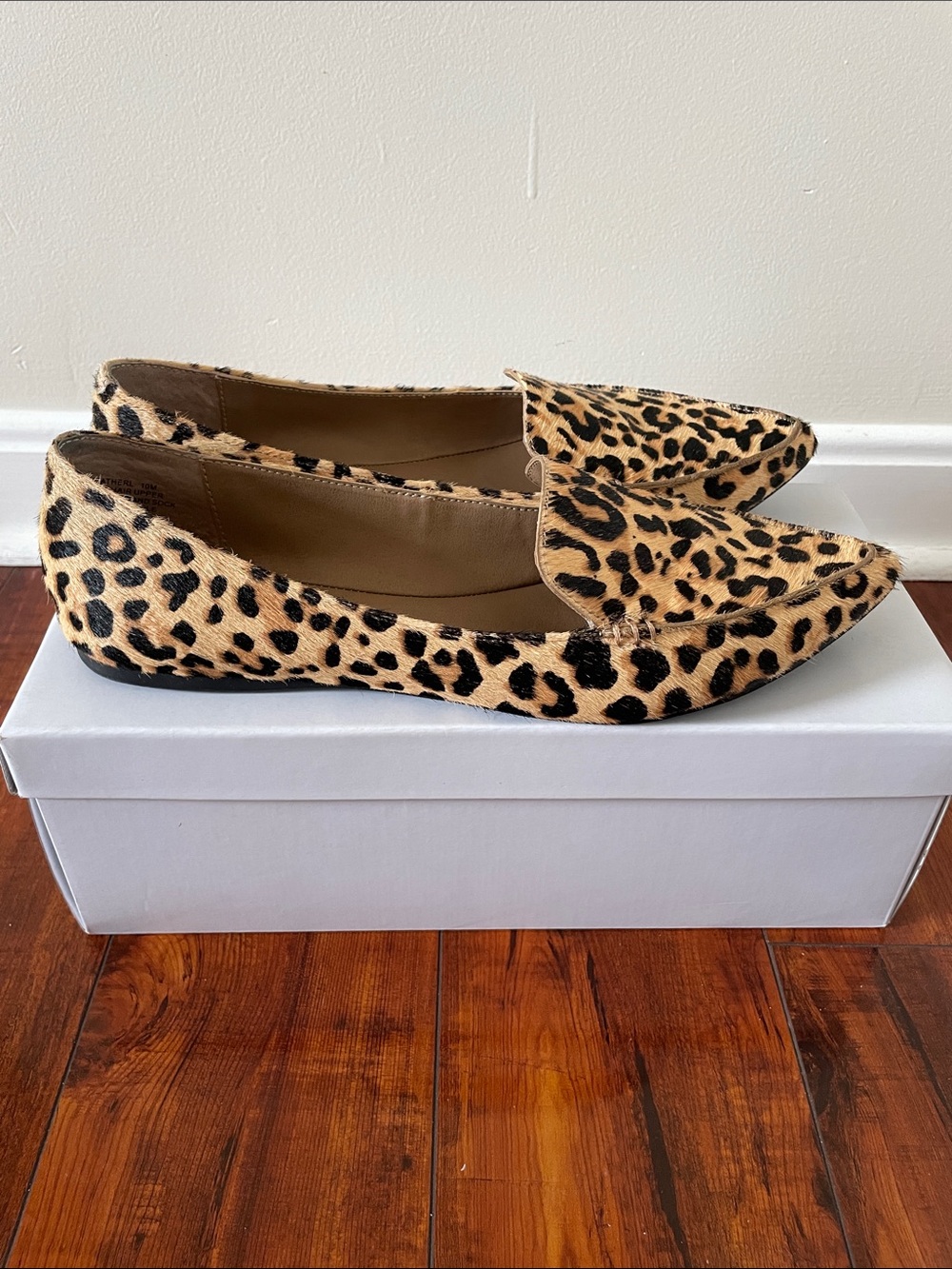 Steve Madden Featherl Leopard Print Slip On Loafers - Picture 3 of 7